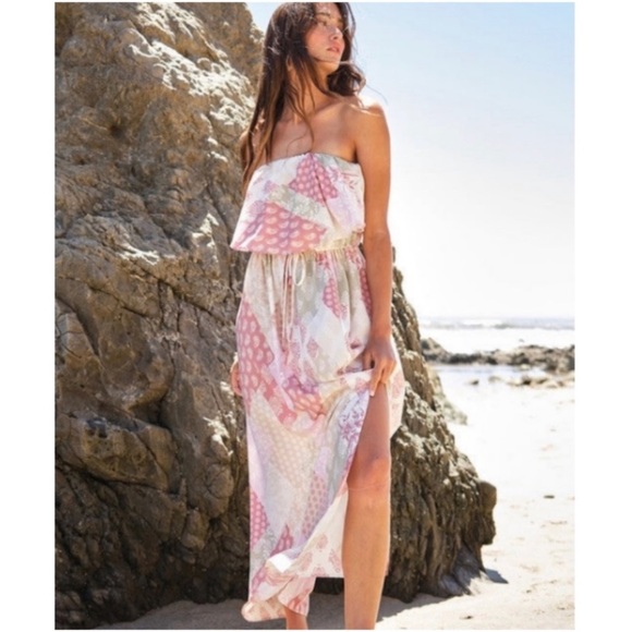 🆑Strapless Maxi Dress - Picture 2 of 4